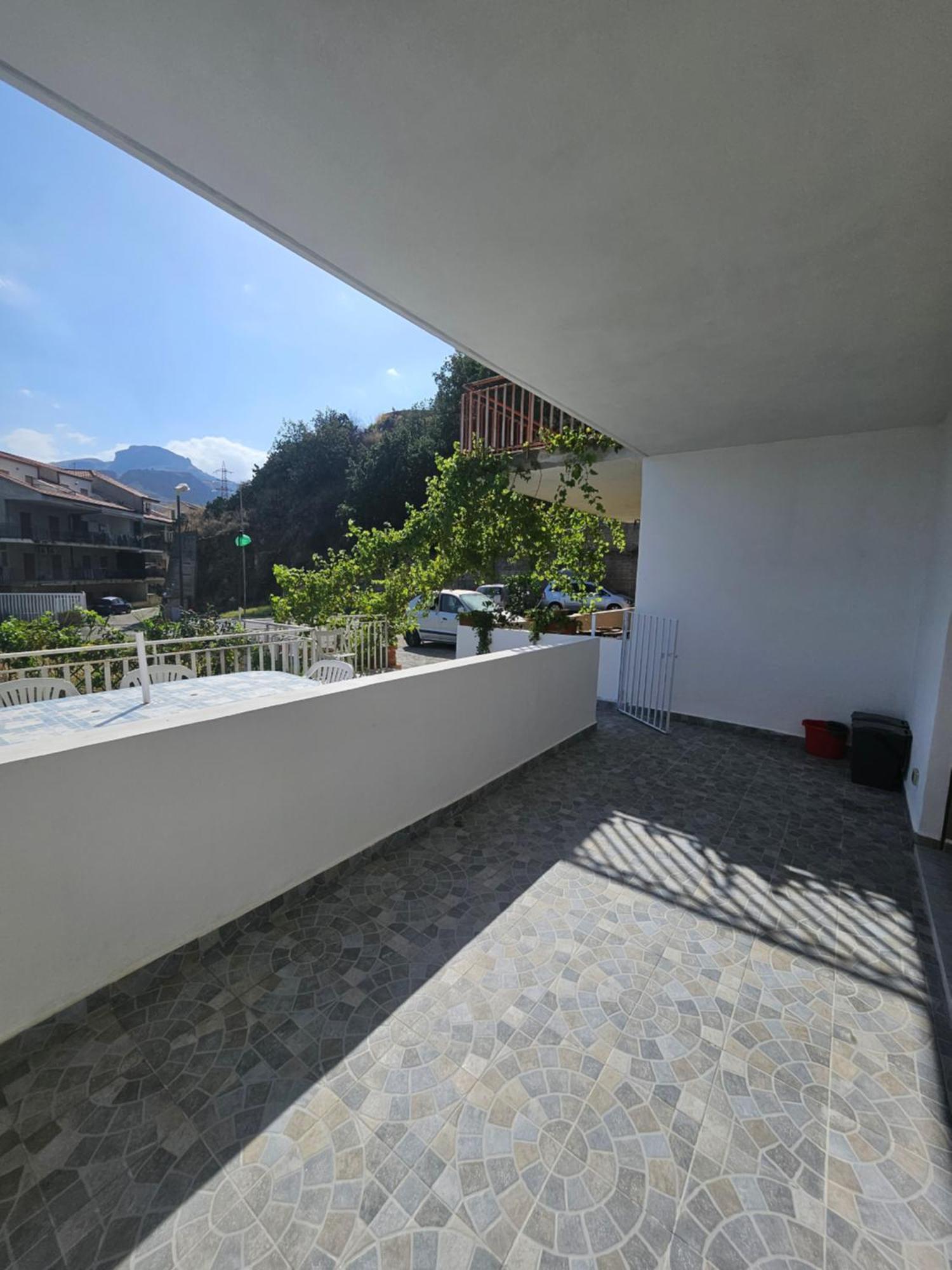 Nuova Casa Giulia Apartment Letojanni Exterior photo